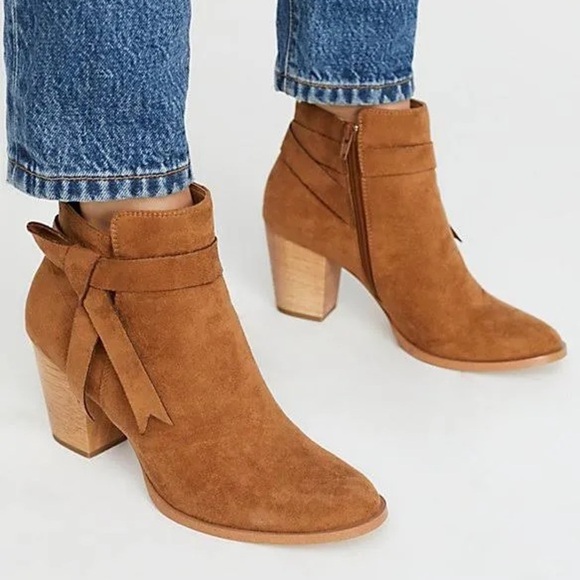 Free People Shoes - Free People Alameda suede booties